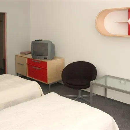 Hotel Central 4* פלזן