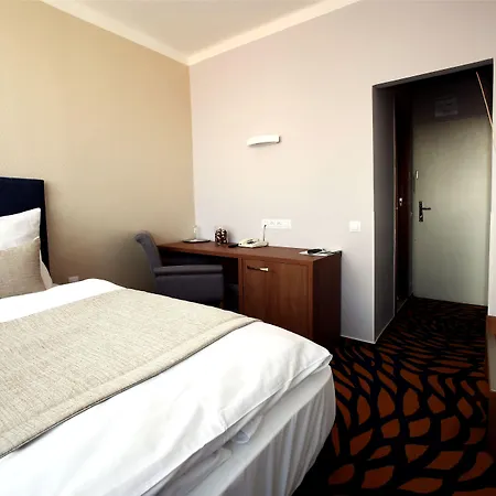 Hotel Central Hotel 4*