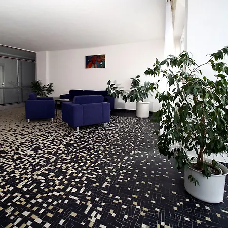 Hotel Central 4*