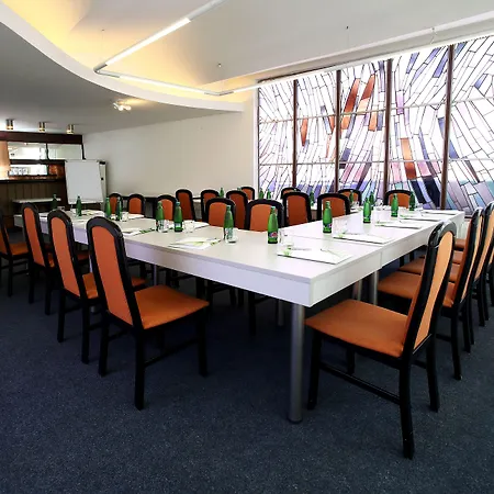 Ξενοδοχείο Hotel Central 4*