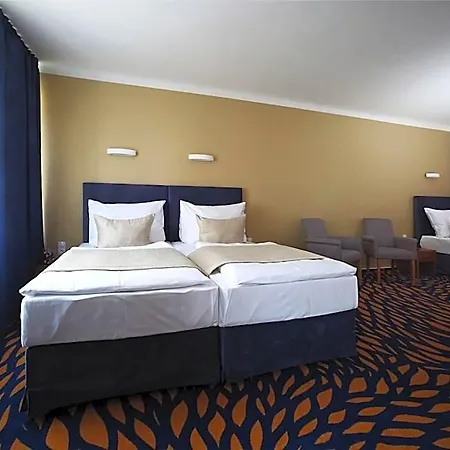 Hotel Central Hotel 4*