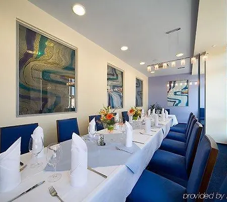 Hotel Central 4* Πίλζεν