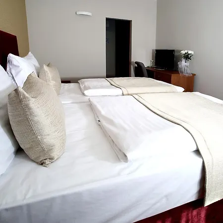 Hotel Central 4* Πίλζεν