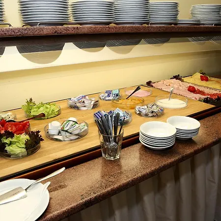Hotel Central 4* Πίλζεν