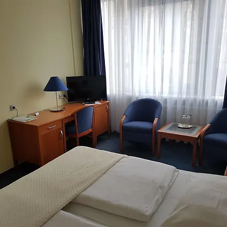 Hotel Central 4* Πίλζεν