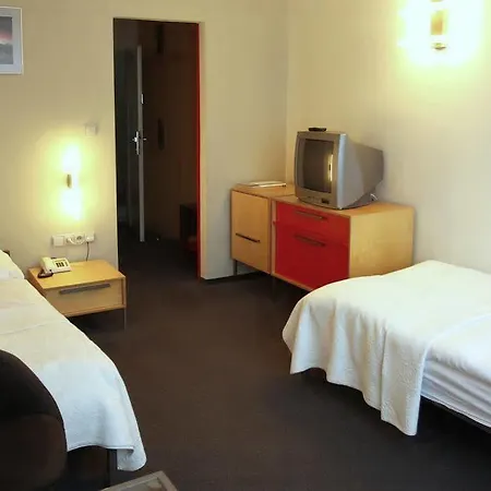 Hotel Central Ξενοδοχείο Πίλζεν