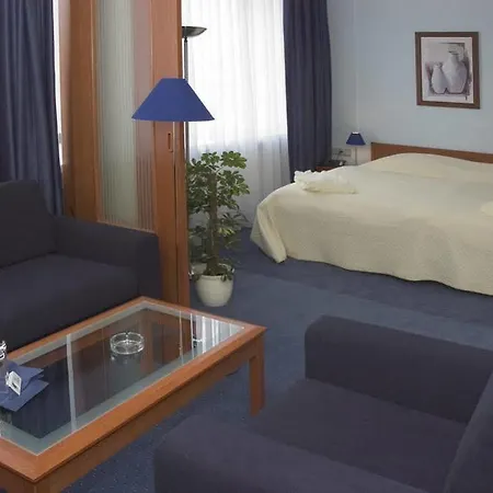 Ξενοδοχείο Hotel Central 4*