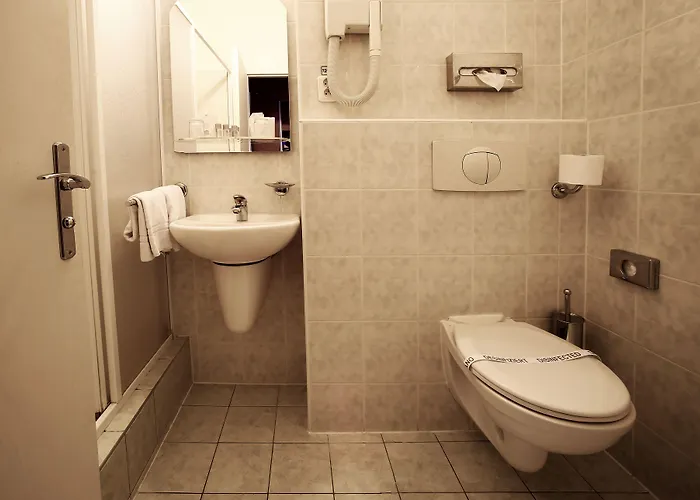 Hotel Central 4*