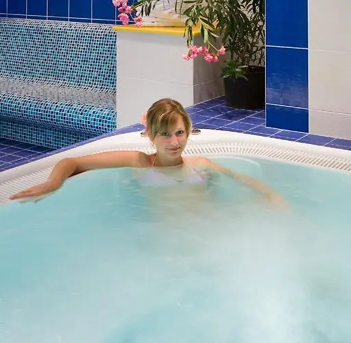 Hotel Central 4*