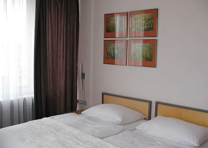 Szálloda Hotel Central Plzeň